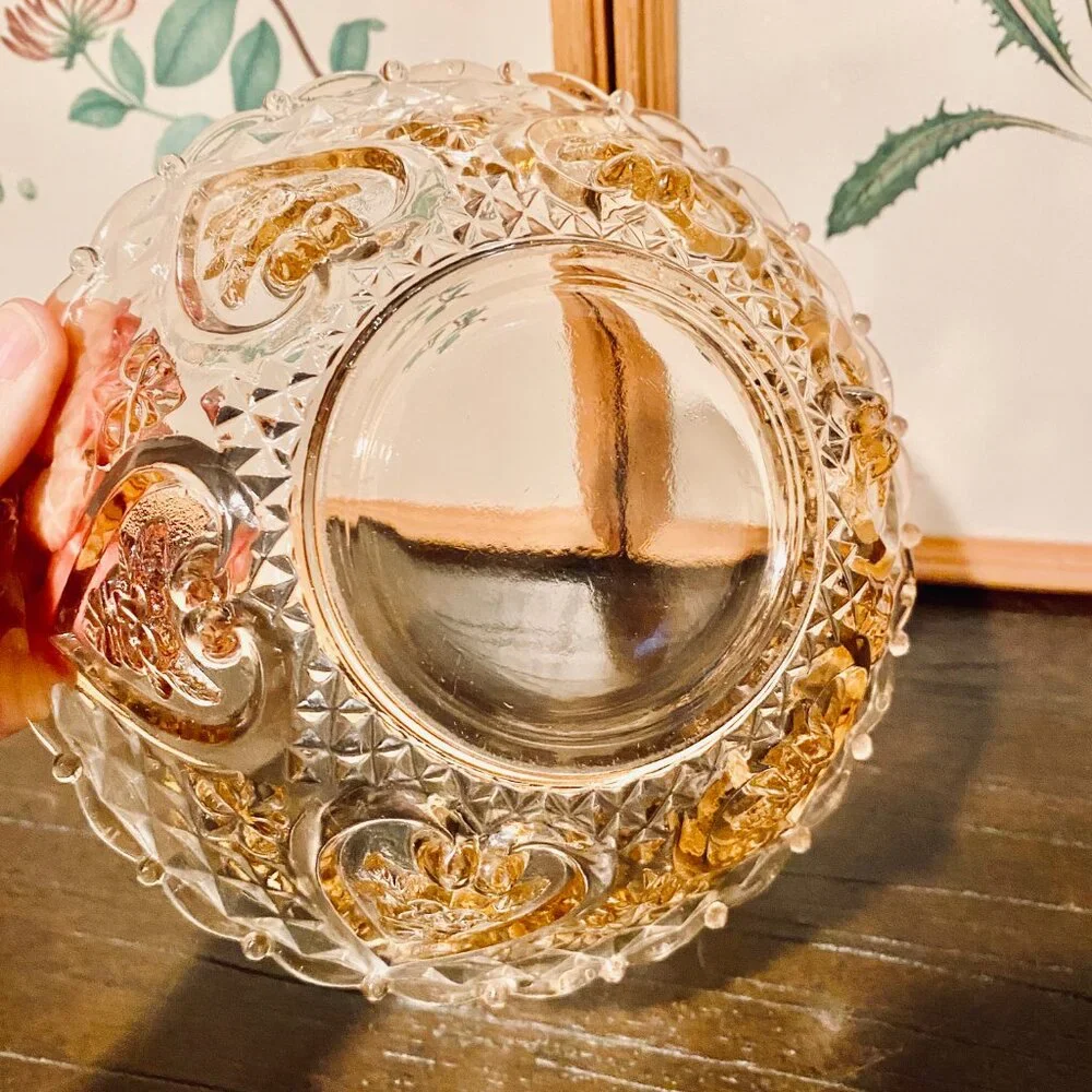 Vintage Pink‎ Glass Candy Dish with Heart and Rose Pattern Victorian Style